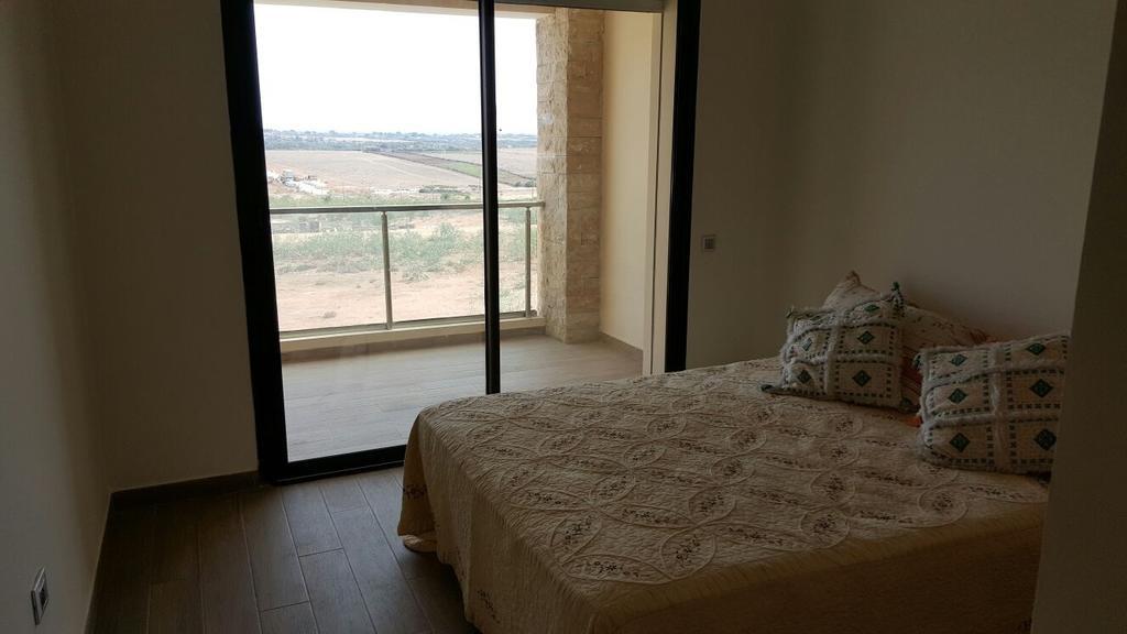 Plage Des Nations Apartment Sidi Bouqnadel Bilik gambar